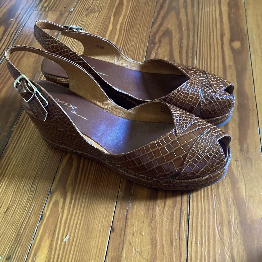 Re-Mix Vintage Shoes Brown Taos platform sling-backs